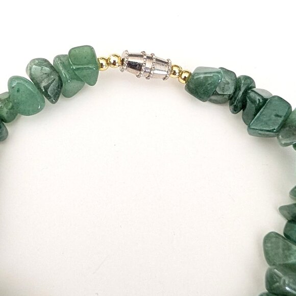 Shades of green stone chip bead bracelet - Picture 12 of 12